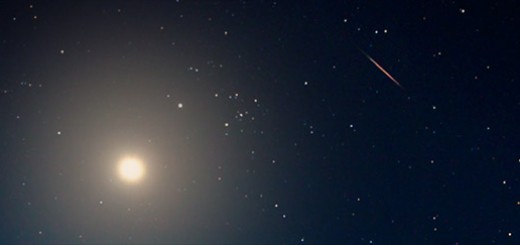 Meteor i månelys