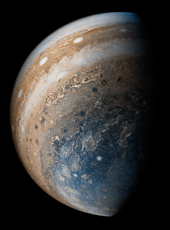 Jupiter avbildet av romsonden Juno